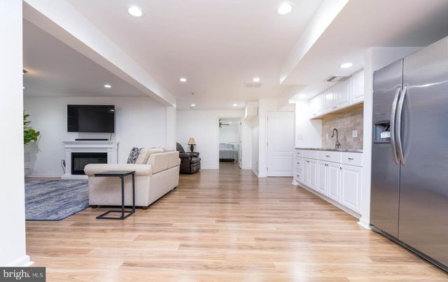 15777 PARKERS FORD CT, Haymarket, VA 20169