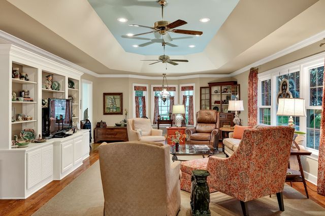 200 Westwood 4th Ave, Mcminnville, TN 37110