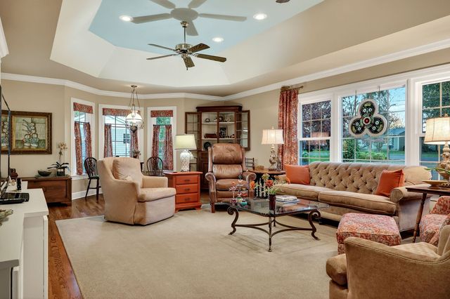 200 Westwood 4th Ave, Mcminnville, TN 37110