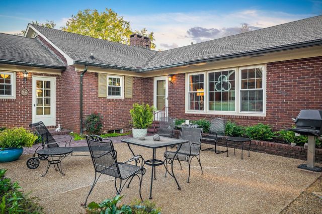 200 Westwood 4th Ave, Mcminnville, TN 37110