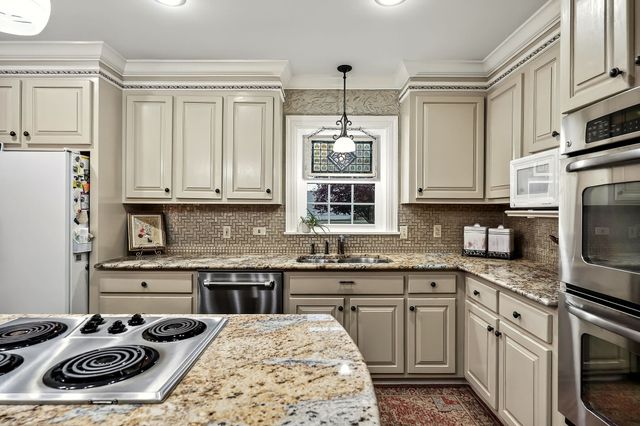 200 Westwood 4th Ave, Mcminnville, TN 37110