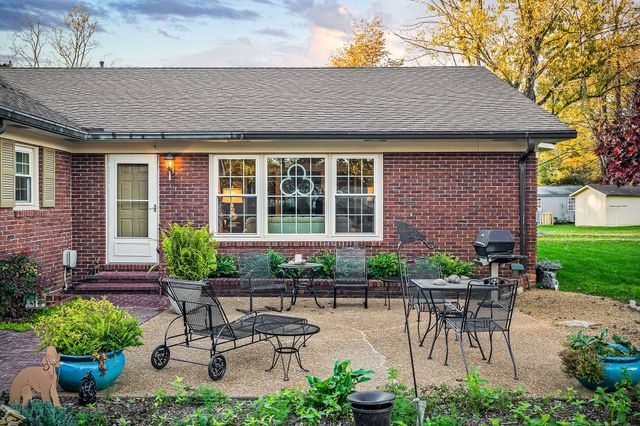 200 Westwood 4th Ave, Mcminnville, TN 37110