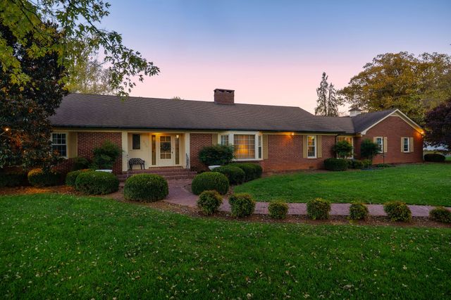 200 Westwood 4th Ave, Mcminnville, TN 37110