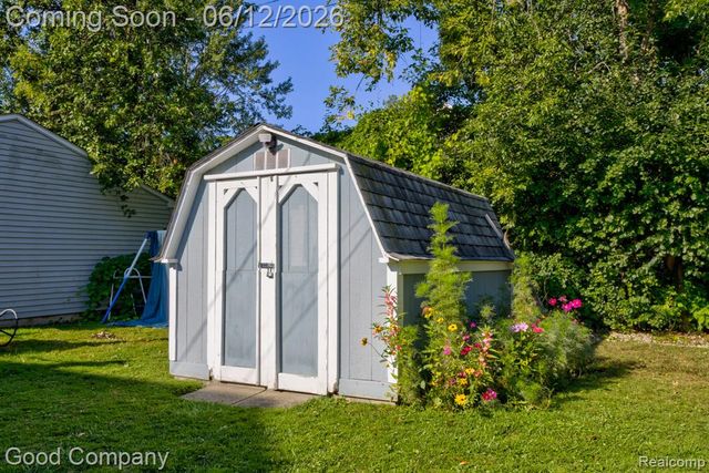 3907 Gardner Avenue, Berkley, MI 48072