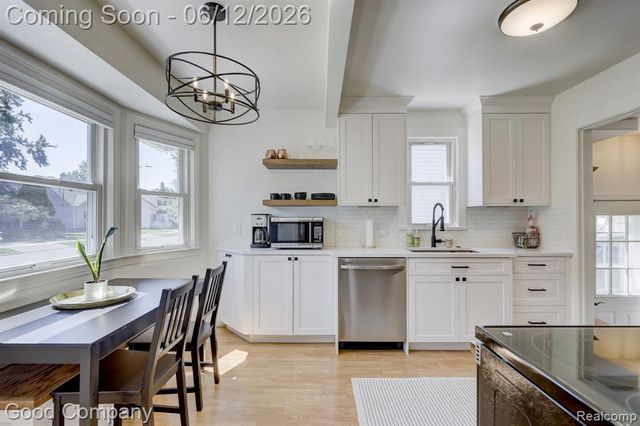 3907 Gardner Avenue, Berkley, MI 48072