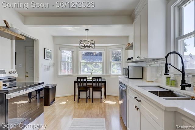 3907 Gardner Avenue, Berkley, MI 48072