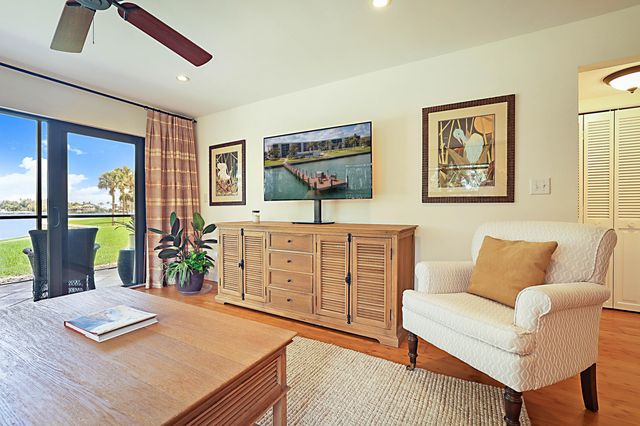 300 Intracoastal Place 101, Jupiter, FL 33469
