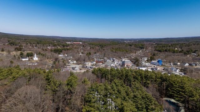 3 Patriot Dr, Northborough, MA 01532