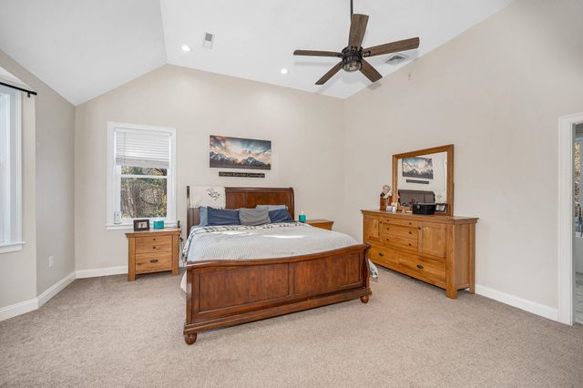 36 Blueberry Lane, New Ipswich, NH 03071