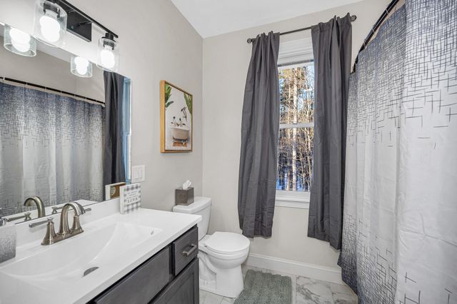 36 Blueberry Lane, New Ipswich, NH 03071