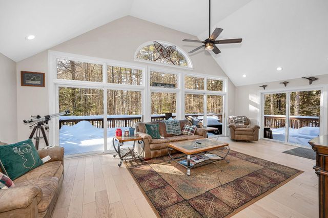 36 Blueberry Lane, New Ipswich, NH 03071