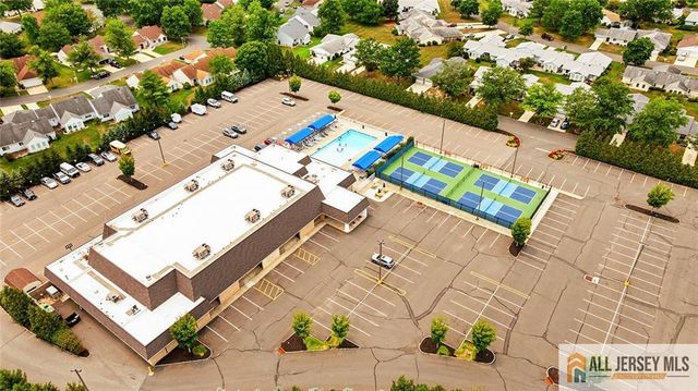 664 Azalea Plaza 664B, Monroe, NJ 08831