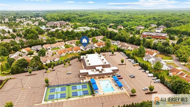 664 Azalea Plaza 664B, Monroe, NJ 08831