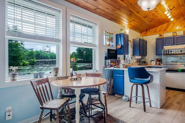 179 Holiday Ln, Sparta, TN 38583