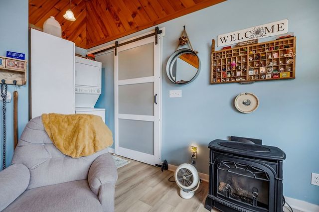 179 Holiday Ln, Sparta, TN 38583