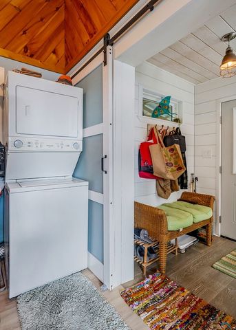 179 Holiday Ln, Sparta, TN 38583