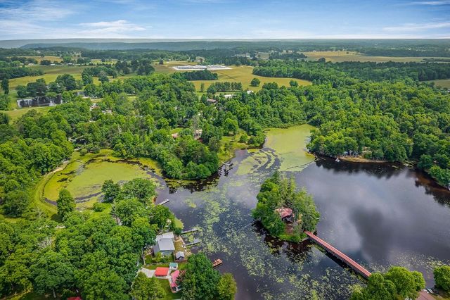 179 Holiday Ln, Sparta, TN 38583