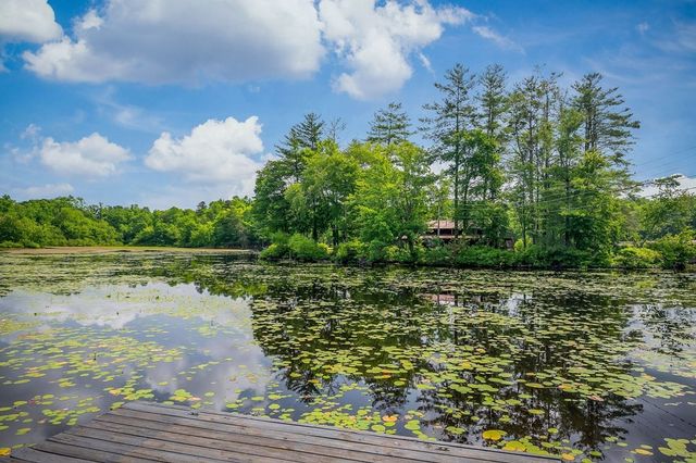 179 Holiday Ln, Sparta, TN 38583