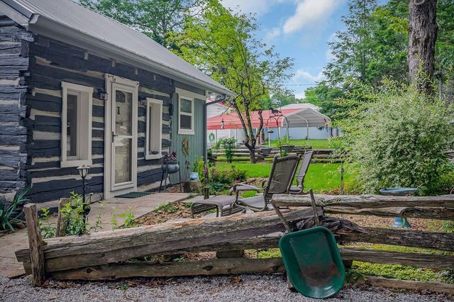 179 Holiday Ln, Sparta, TN 38583