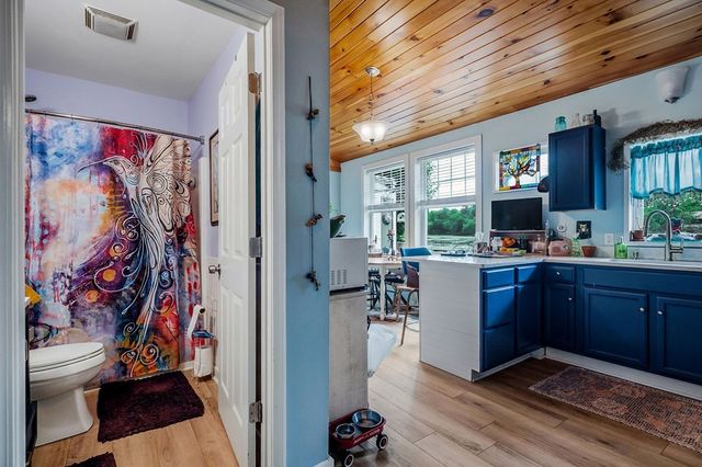 179 Holiday Ln, Sparta, TN 38583