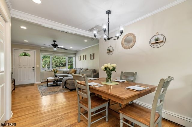 13 Maple Rd, Ringwood Boro, NJ 07456