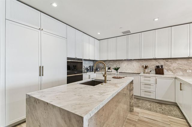 3101 BAYSHORE BOULEVARD 1402, Tampa, FL 33629
