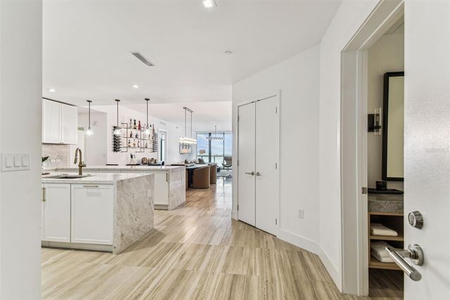 3101 BAYSHORE BOULEVARD 1402, Tampa, FL 33629