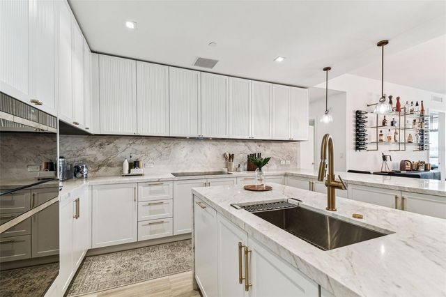 3101 BAYSHORE BOULEVARD 1402, Tampa, FL 33629