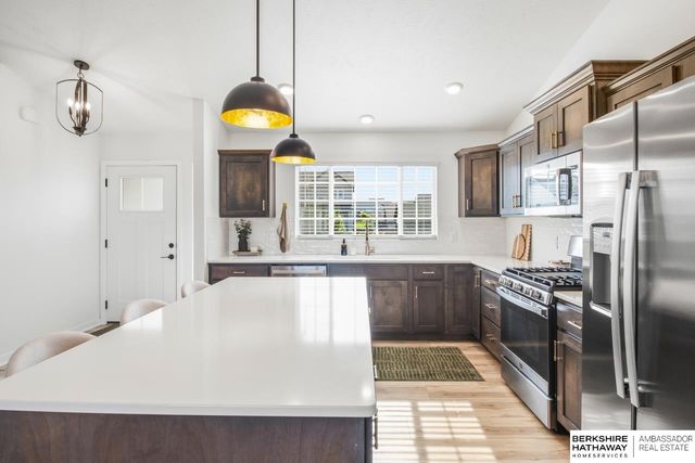 5804 N 183rd Street, Elkhorn, NE 68022