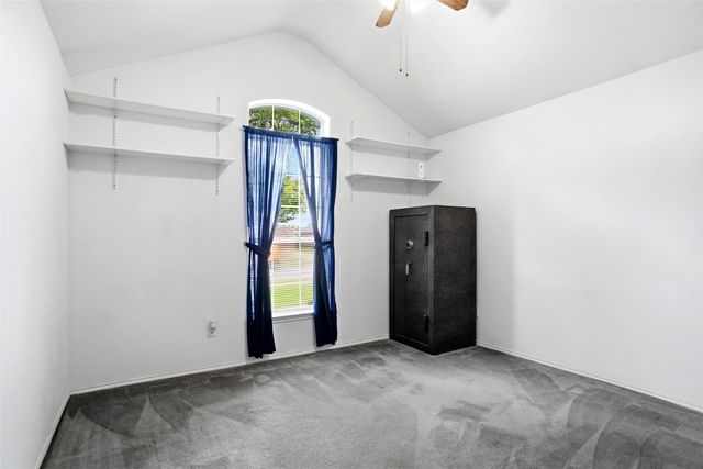 1801 Manten Boulevard, Denton, TX 76208