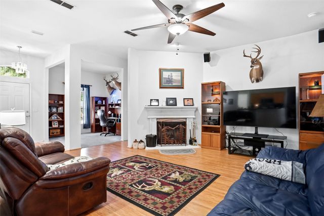 1801 Manten Boulevard, Denton, TX 76208