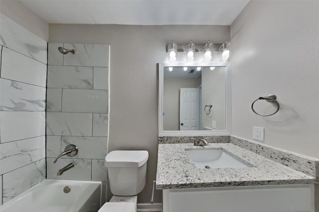 7203 Towering Pine Lane, Richmond, TX 77469