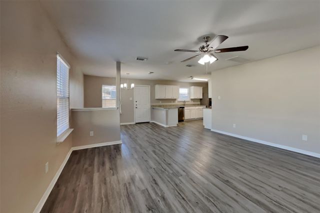 7203 Towering Pine Lane, Richmond, TX 77469