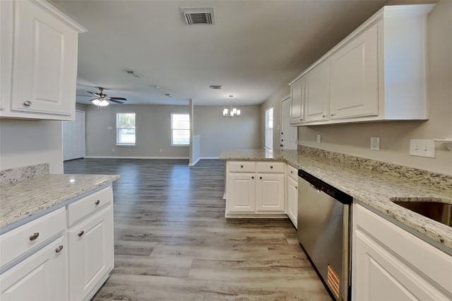 7203 Towering Pine Lane, Richmond, TX 77469