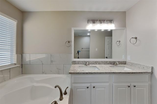 7203 Towering Pine Lane, Richmond, TX 77469