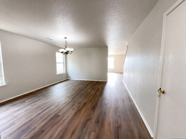 815 GRANTS CYN, San Antonio, TX 78251