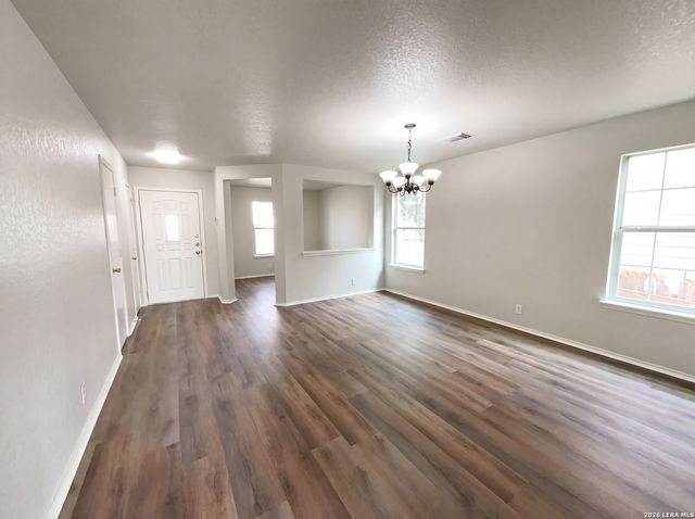 815 GRANTS CYN, San Antonio, TX 78251