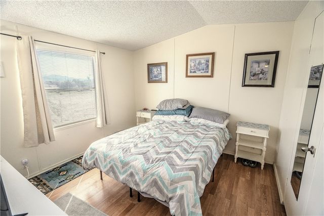 5384 W Brook Drive, Golden Valley, AZ 86413