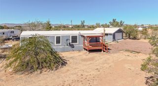 5384 W Brook Drive, Golden Valley, AZ 86413