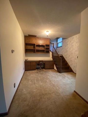 305 4th Street SW, Pine Island, MN 55963