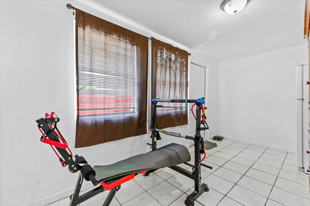 7904 SW 8th Street, North Lauderdale, FL 33068