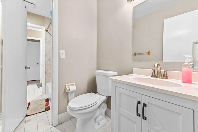 7904 SW 8th Street, North Lauderdale, FL 33068