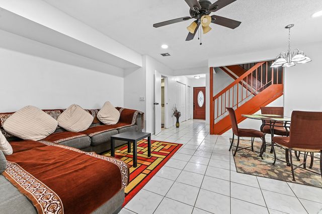 7904 SW 8th Street, North Lauderdale, FL 33068
