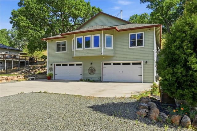 19614 Mountain Meadow North, Hidden Valley Lake, CA 95467