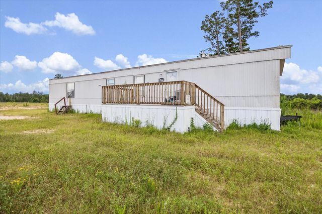 2277 Road 5836, Dayton, TX 77327