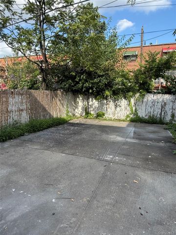 1228 Rosedale Avenue, Bronx, NY 10472