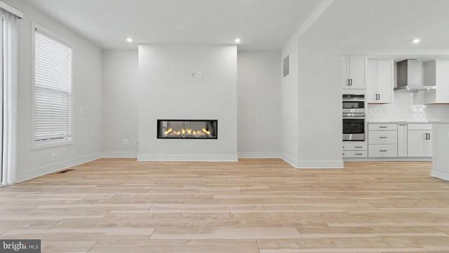 43595 FARRINGDON SQ, Broadlands, VA 20148