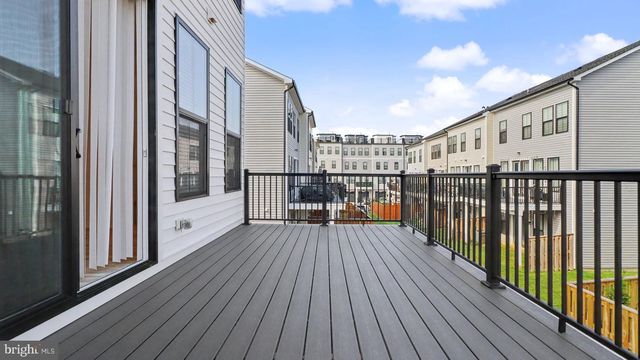 43595 FARRINGDON SQ, Broadlands, VA 20148