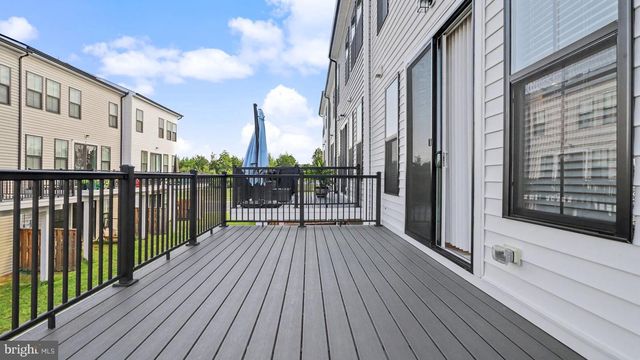 43595 FARRINGDON SQ, Broadlands, VA 20148