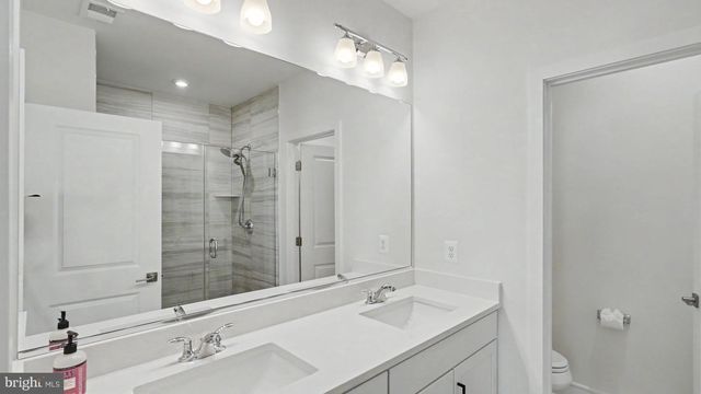43595 FARRINGDON SQ, Broadlands, VA 20148
